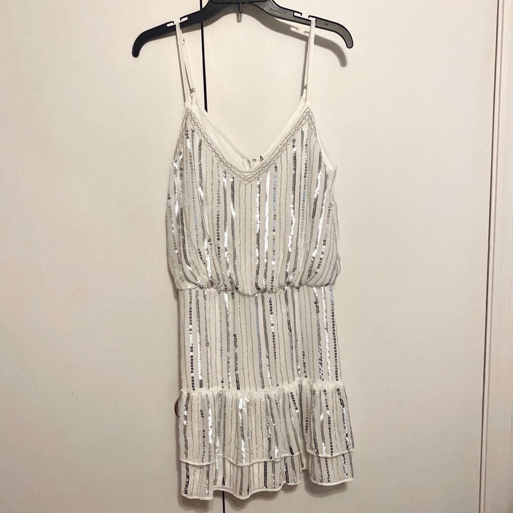 *NWT* Fab’rik Louise Sequin Detail Dress
